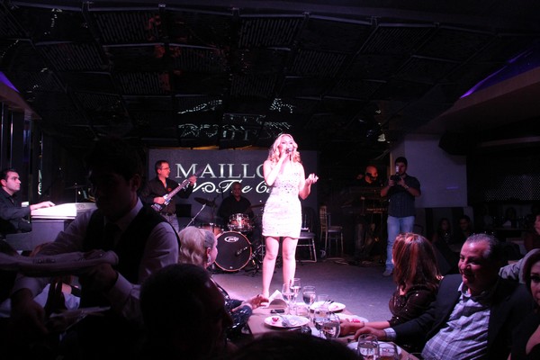 Opening of Maillon